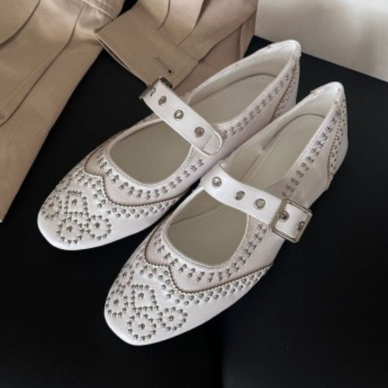 Women Shoes Brand - Retro Rivet Buckle Design Flats Women