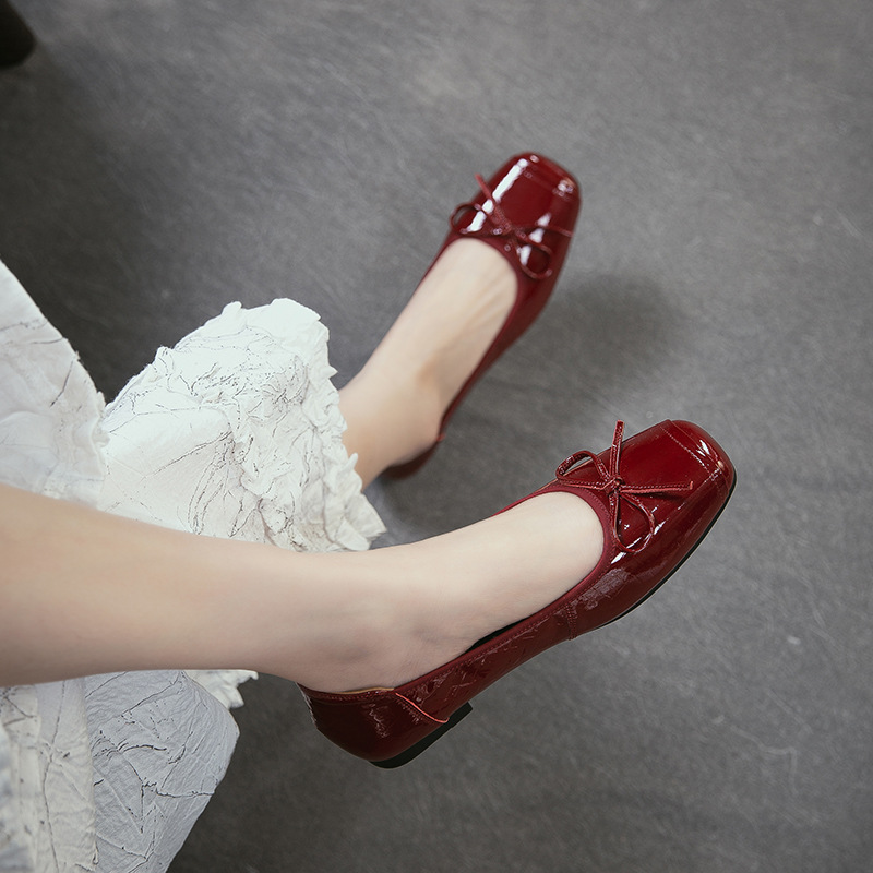 Genuien Leather Round Toe Low  - đánh giá và giá Women Shoes Japanese Brand