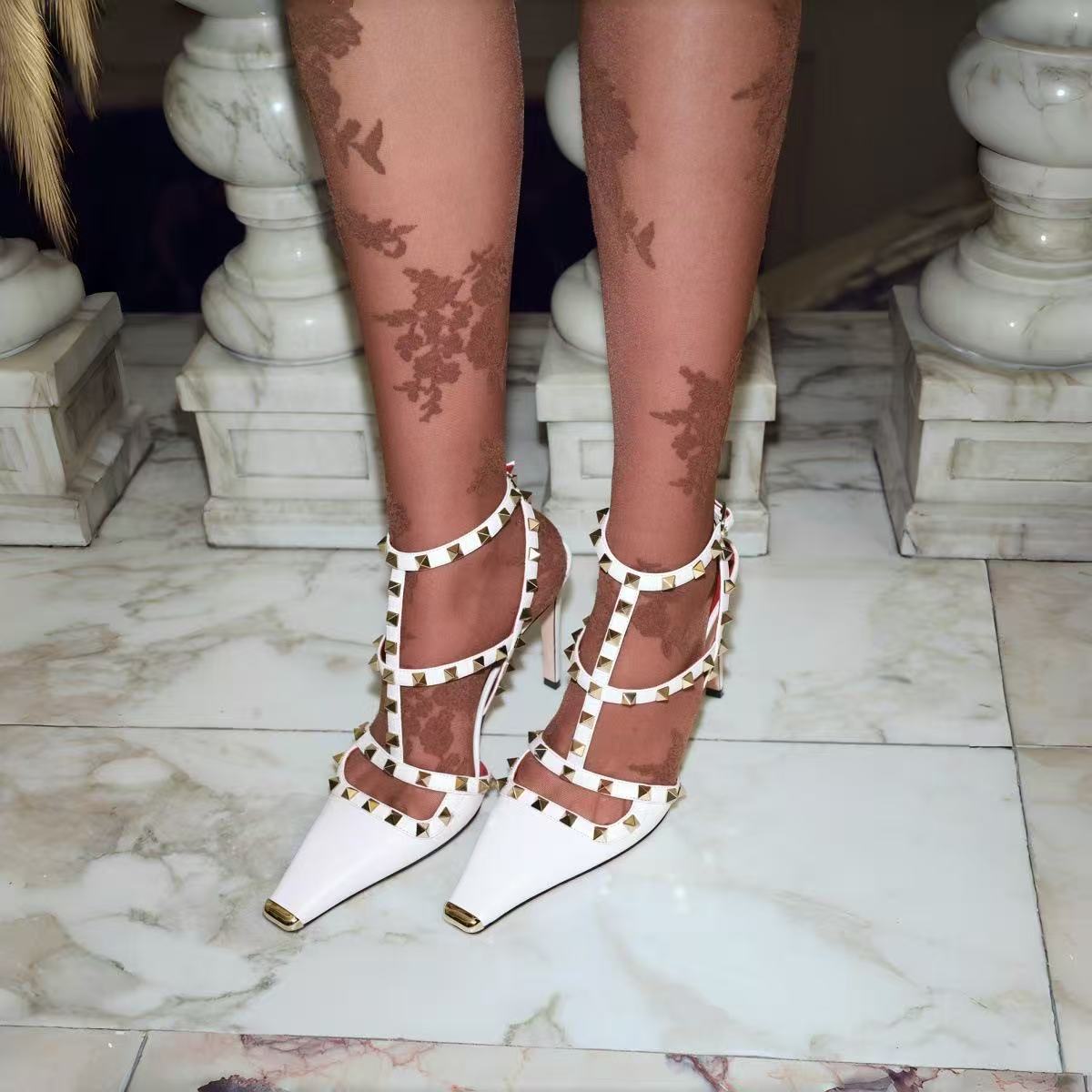 Women's Rivet Studded Pointed  - đánh giá và giá Ankle Strap Heels